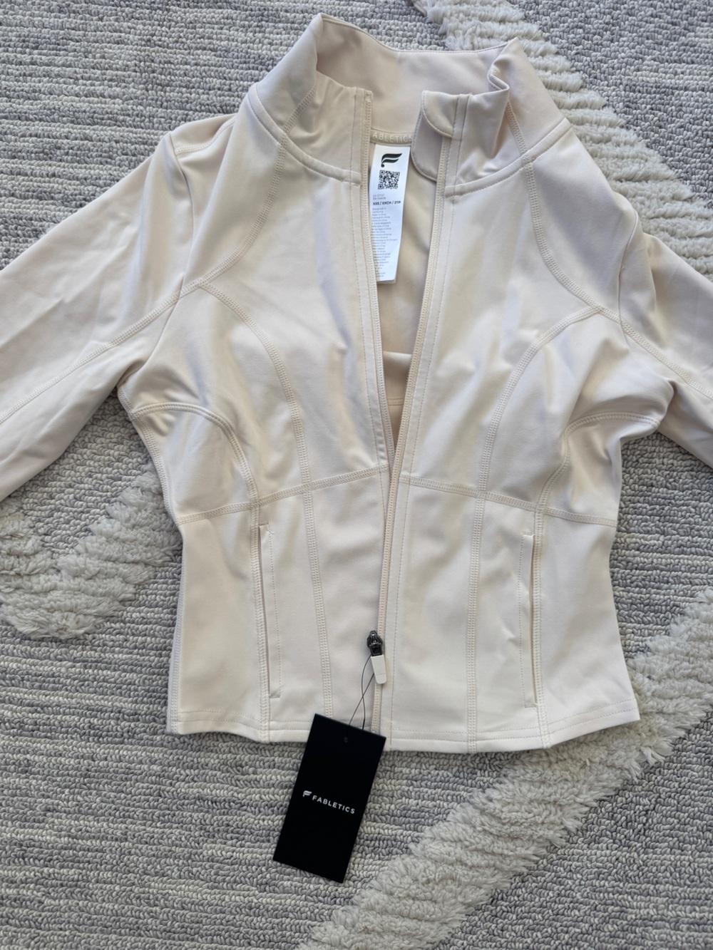 Fabletics Perfect Storm Cropped Train Jacket - Picture 3 of 4